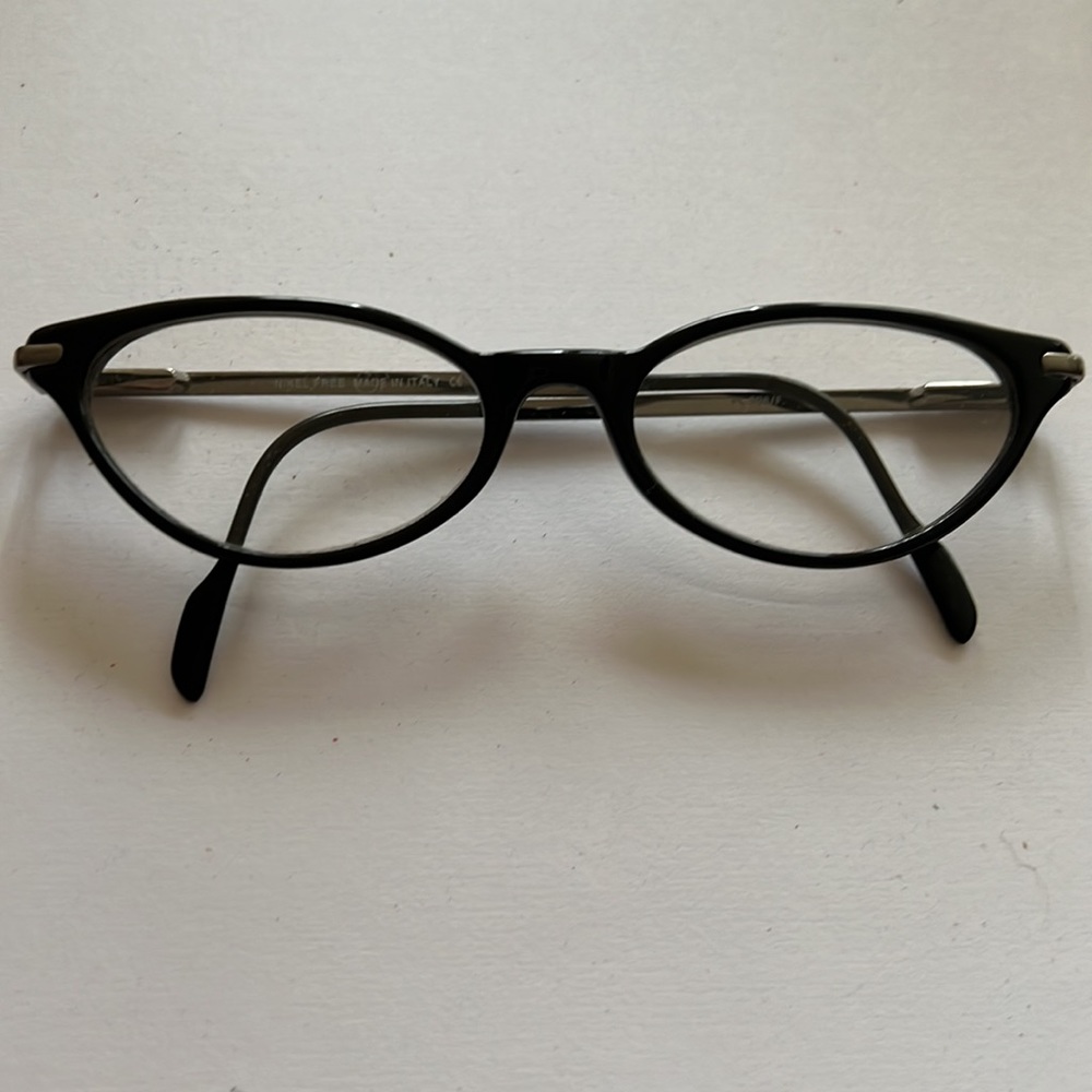 Pierre Laree Eyeglasses - Picture 3 of 16